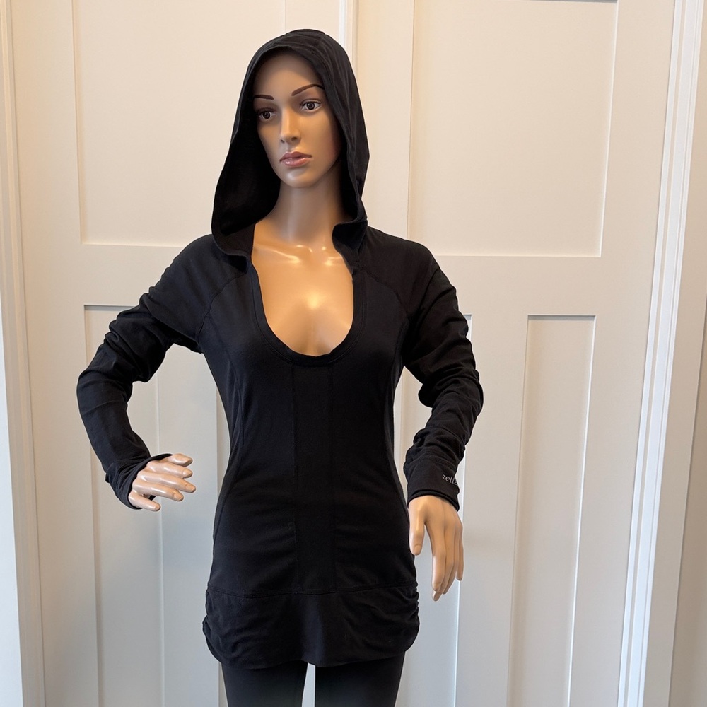 Zella Women's Black Ruched Hooded Top w/dipping neckline